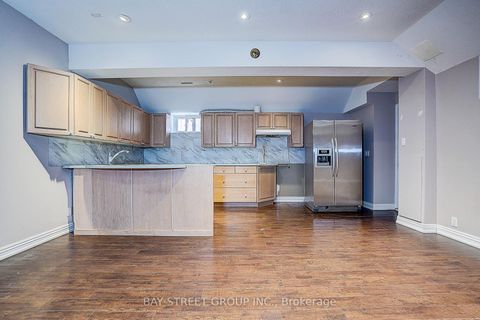 Photo 34 at 103 Lake Avenue, Oak Ridges Lake Wilcox, Richmond Hill