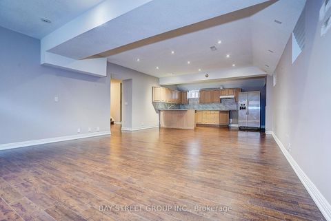Photo 36 at 103 Lake Avenue, Oak Ridges Lake Wilcox, Richmond Hill
