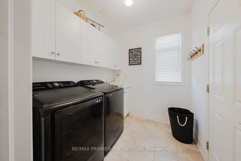 Photo 12 at 22 Adelia Place, King City, King
