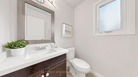 Photo 17 at 41 Jonathan Gate, Yorkhill, Vaughan