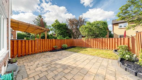 Photo 45 at 41 Jonathan Gate, Yorkhill, Vaughan