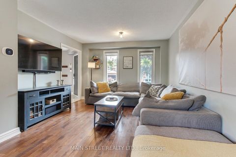 Photo 6 at 109 Bishop Drive, Ardagh, Barrie