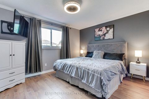 Photo 16 at 109 Bishop Drive, Ardagh, Barrie