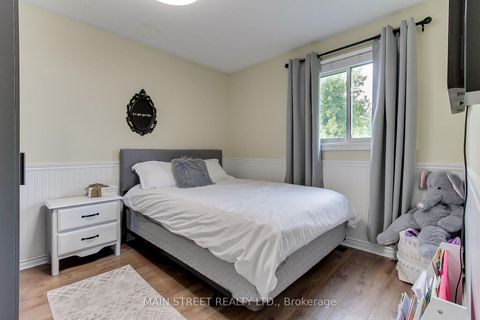 Photo 19 at 109 Bishop Drive, Ardagh, Barrie
