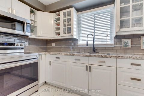 Photo 34 at 109 Bishop Drive, Ardagh, Barrie