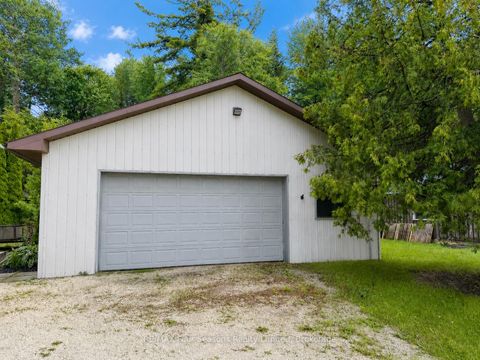 Photo 37 at 7363 Sideroad 33 34 Road, Rural Clearview, Clearview