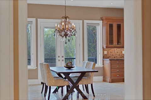 Photo 13 at 62 Autumn Grove Court, Kleinburg, Vaughan