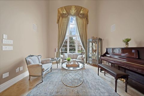 Photo 16 at 62 Autumn Grove Court, Kleinburg, Vaughan