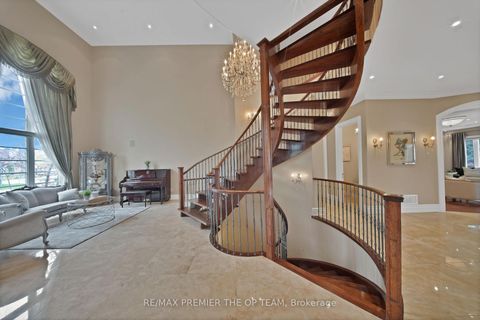 Photo 18 at 62 Autumn Grove Court, Kleinburg, Vaughan