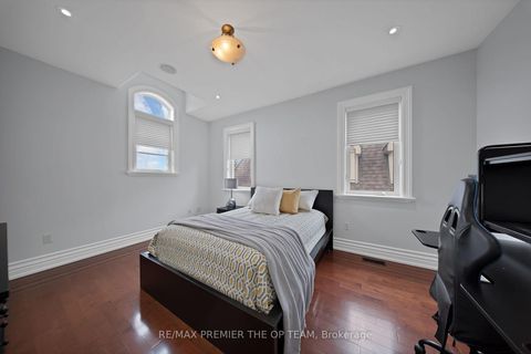 Photo 34 at 62 Autumn Grove Court, Kleinburg, Vaughan