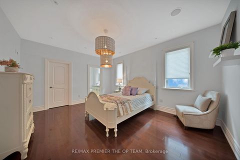 Photo 36 at 62 Autumn Grove Court, Kleinburg, Vaughan