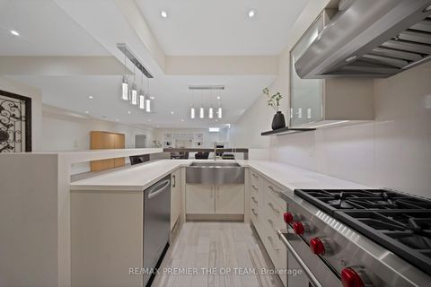 Photo 46 at 62 Autumn Grove Court, Kleinburg, Vaughan