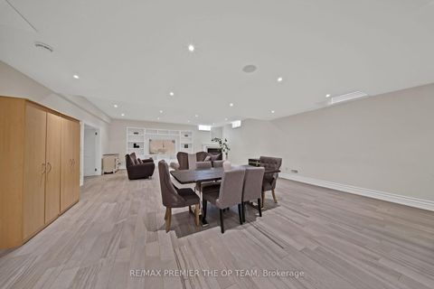 Photo 48 at 62 Autumn Grove Court, Kleinburg, Vaughan