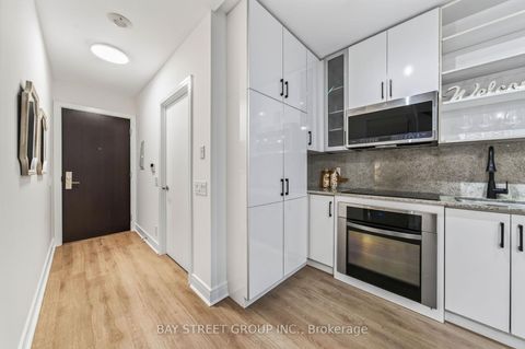 Photo 6 at N110 - 116 George Street, Moss Park, Toronto