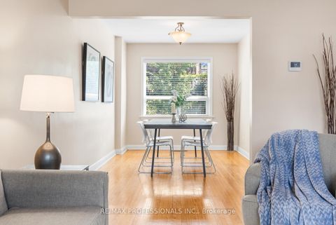Photo 6 at 21 Brendwin Road, Smythe, Toronto