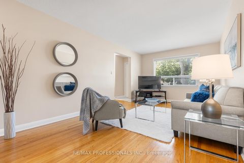 Photo 7 at 21 Brendwin Road, Smythe, Toronto