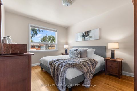 Photo 19 at 21 Brendwin Road, Smythe, Toronto
