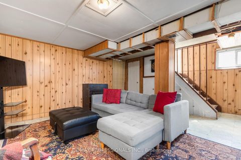 Photo 27 at 21 Brendwin Road, Smythe, Toronto