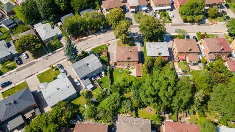 Photo 39 at 21 Brendwin Road, Smythe, Toronto