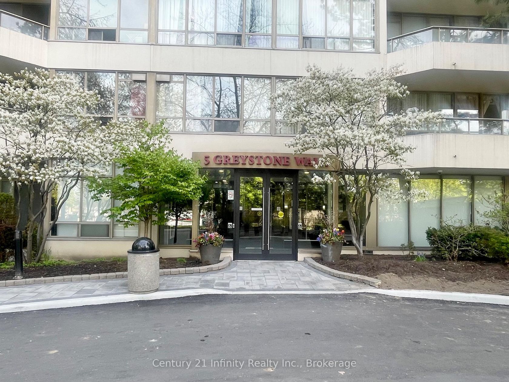 1206 - 5 Greystone Walk Drive, Kennedy Park, Toronto photo 5