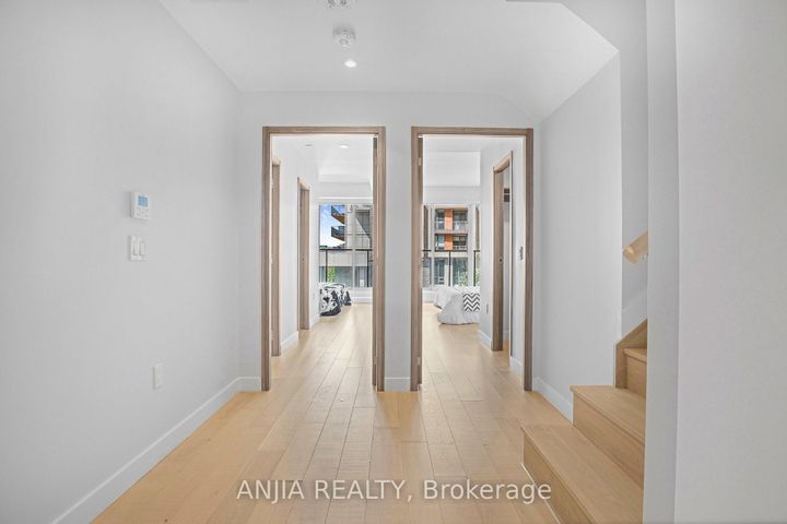 Photo 17 at 607 - 85 McMahon Drive, Bayview Village, Toronto