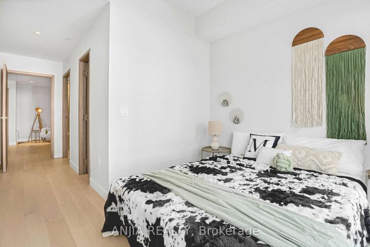 Photo 18 at 607 - 85 McMahon Drive, Bayview Village, Toronto