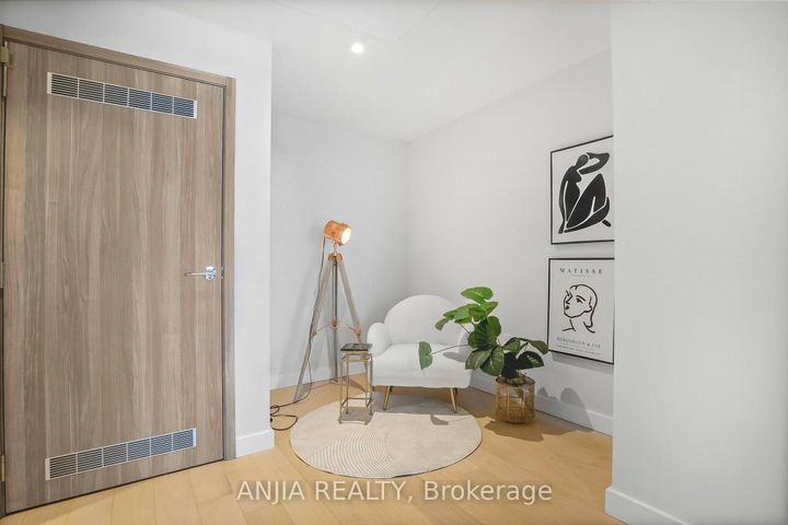 Photo 24 at 607 - 85 McMahon Drive, Bayview Village, Toronto