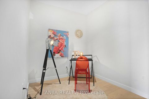 Photo 4 at TH607 - 85 McMahon Drive, Bayview Village, Toronto