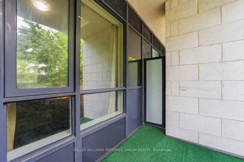 Photo 13 at 111 - 2800 Keele Street, CFB, Toronto