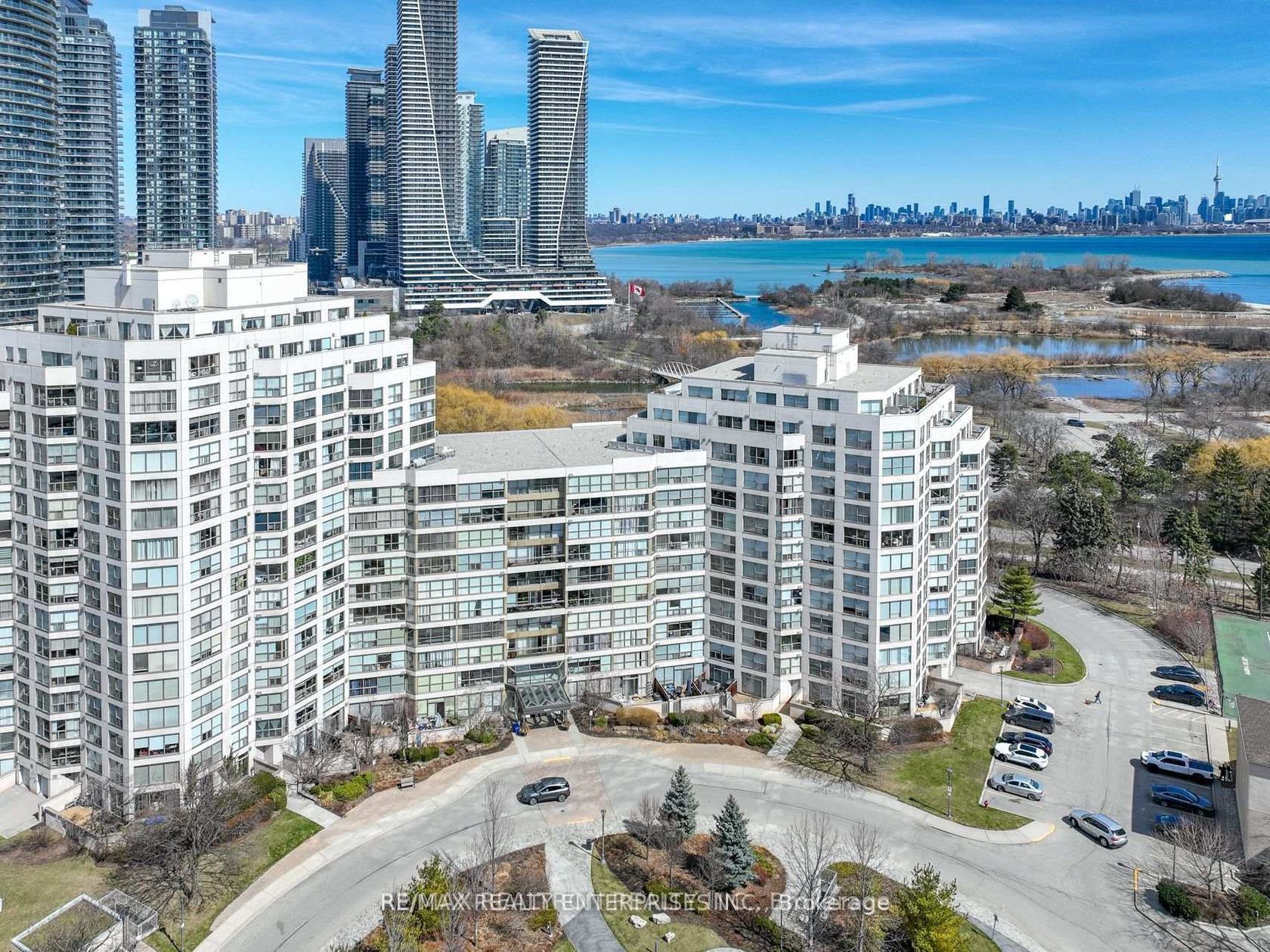 607 - 2261 Lake Shore Boulevard W, Mimico, Toronto photo number 2