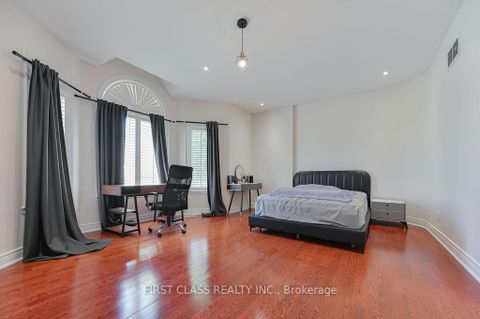 Photo 31 at 2 wainwright Avenue, North Richvale, Richmond Hill