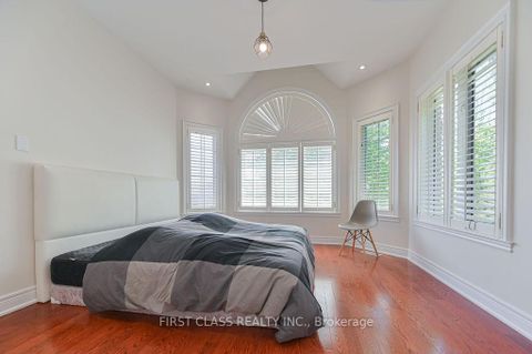 Photo 33 at 2 wainwright Avenue, North Richvale, Richmond Hill