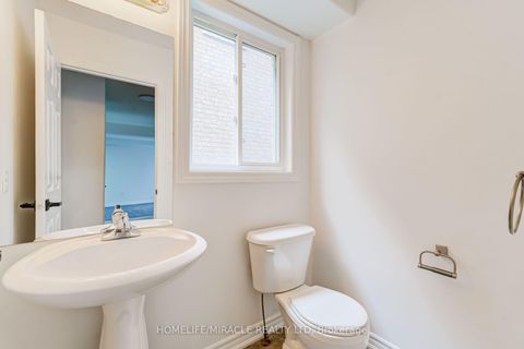 Photo 12 at 7 Empire Drive, Shore, Barrie