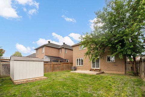 Photo 32 at 7 Empire Drive, Shore, Barrie