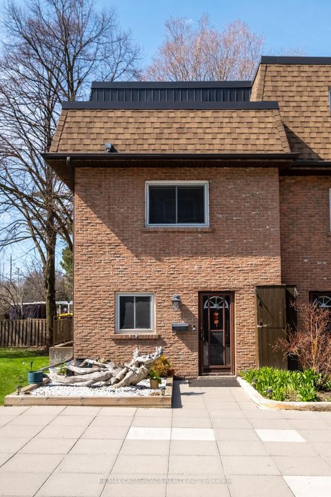 Photo 3 at 7 - 20 Hainford Street, West Hill, Toronto