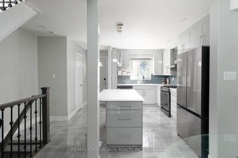 Photo 6 at 7 - 20 Hainford Street, West Hill, Toronto