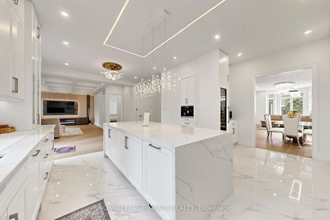 Photo 8 at 26 Devondale Avenue, Newtonbrook West, Toronto