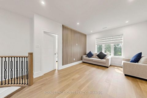 Photo 18 at 26 Devondale Avenue, Newtonbrook West, Toronto