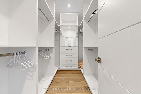 Photo 21 at 26 Devondale Avenue, Newtonbrook West, Toronto