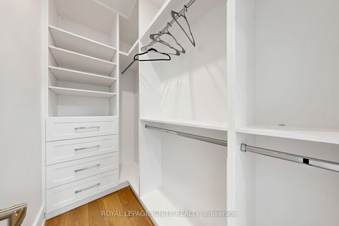 Photo 26 at 26 Devondale Avenue, Newtonbrook West, Toronto