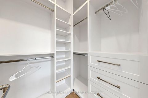 Photo 30 at 26 Devondale Avenue, Newtonbrook West, Toronto