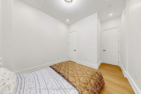 Photo 40 at 26 Devondale Avenue, Newtonbrook West, Toronto