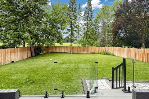 Photo 48 at 26 Devondale Avenue, Newtonbrook West, Toronto