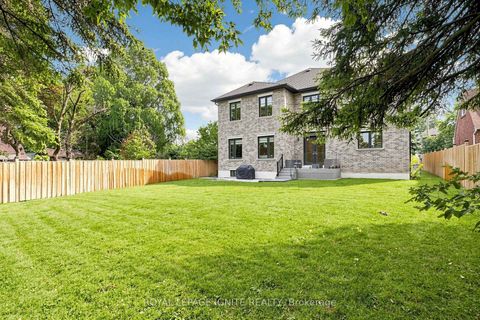Photo 49 at 26 Devondale Avenue, Newtonbrook West, Toronto