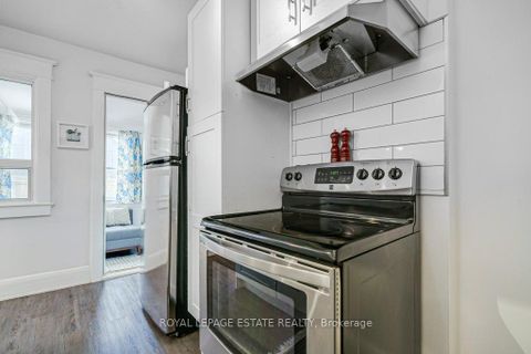 Photo 15 at 212 Lawlor Avenue, Danforth, Toronto