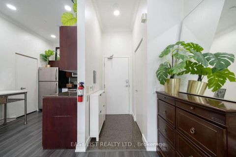 Photo 16 at 101 - 373 Front Street W, Waterfront Communities C1, Toronto