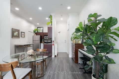 Photo 17 at 101 - 373 Front Street W, Waterfront Communities C1, Toronto