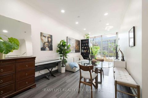 Photo 18 at 101 - 373 Front Street W, Waterfront Communities C1, Toronto