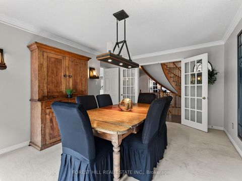 Photo 4 at 36 Trillium Drive, Aurora Highlands, Aurora