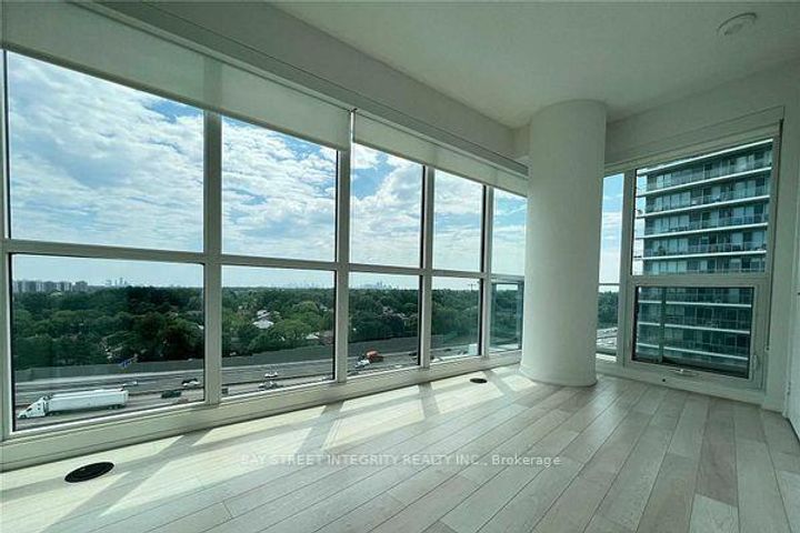 Photo 11 at 303 - 117 McMahon Drive, Bayview Village, Toronto
